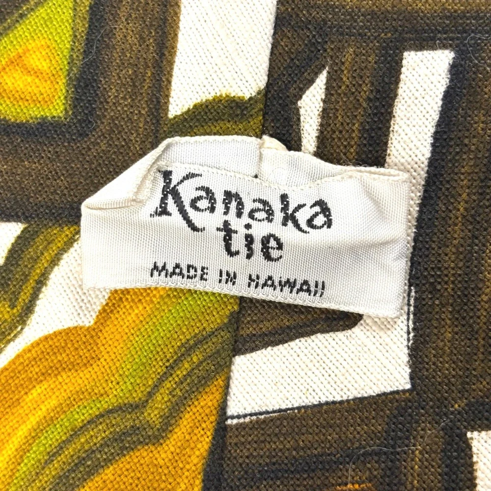 Vintage 70s Kanaka Hawaiian Style Barkcloth Brown Orange White Tie 58